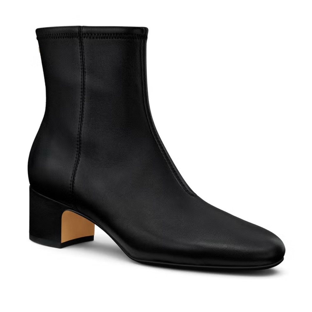 THE STARLING 50 BOOTIE in Black
Stretch Leather size 6.5